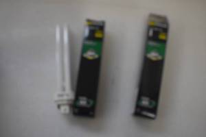 lot 18 image: Fluorescent Lamps