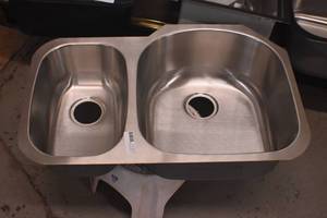 lot 42 image: 2 bowl Stainless Kitchen Sink