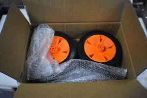 lot 47 image: Wheel and Handle Kit