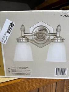 lot 35 image: Vanity Fixture