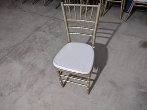lot 31 image: (48) Gold Chiavari Chairs...
