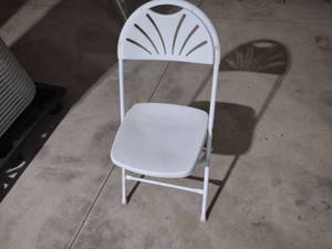 lot 64 image: (64) Poly Folding Chairs...