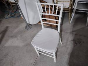 lot 84 image: (40) White Chiavari Chairs...