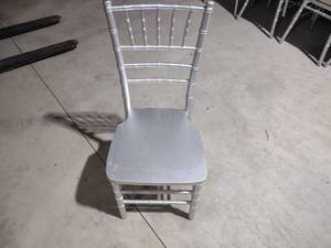 lot 88 image: (40) Silver Chiavari Chairs...
