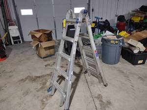 lot 119 image: Werner Model MK4 Adjustable Ladder...