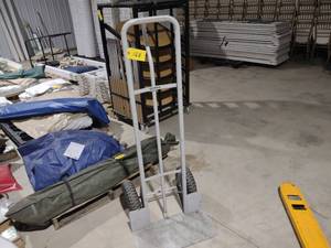 lot 128 image: Strongway Hand Truck...