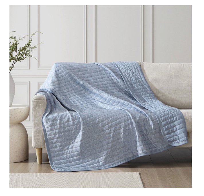 lot 254 image: NEW Hudson & Main Cooling Throw Blanket 60 x 70 - Blue