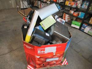 lot 104 image: Pallet of Store Overstock and Ecommerce Product and Returns