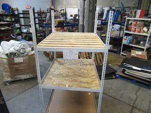 lot 108 image: Adjustable White Metal Frame Built to Fit Onto Pallets - Perfect for Projects