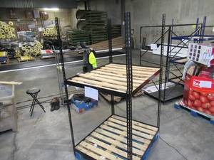 lot 123 image: Adjustable Black Metal Frame Built to Fit Onto Pallets - Perfect for Projects