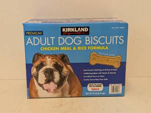 lot 26 image: NEW KIRKLAND SIGNATURE PREMIUM ADULT DOG BISCUITS (CHICKEN AND RICE FORMULA)