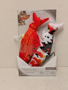 lot 60 image: FLOPPY FISH CAT TOYS 2PK.