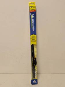 lot 111 image: NEW MICHELIN 16 GUARDIAN WIPERBLADE
