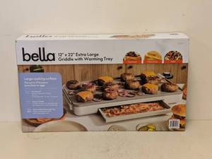 lot 151 image: BELLA 12x22 EXTRA LARGE GRIDDLE WITH WARMING TRAY