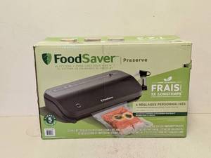 lot 160 image: FOOD SAVER VACUUM SEALING SYSTEM