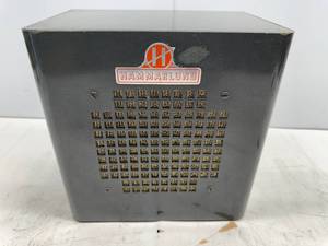 lot 114 image: HAMMARLUND 8 SPEAKER
