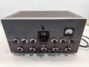 lot 21 image: EF JOHNSON VIKING II - CDC TRANSMITTER
