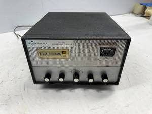 lot 54 image: WORLD RADIO LABORATORIES CONSOLE