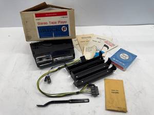 lot 81 image: BUICK DELCO 8-TRACK TAPE PLAYER