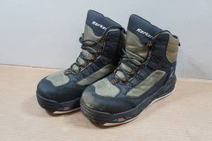 lot 8 image: Korkers Greenback Mens Wading Boots - Size 9