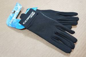 lot 22 image: Clam Fleece Grip Gloves - Small