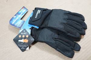 lot 23 image: Clam Ice Armor Waterproof Tactical Gloves - Medium