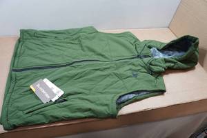 lot 26 image: Blackfish Gale Vest - 3XL