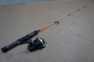 lot 96 image: Shakespeare Ice Rod & Reel Combo