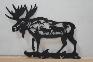 lot 151 image: Moose Cutout Wall Dcor