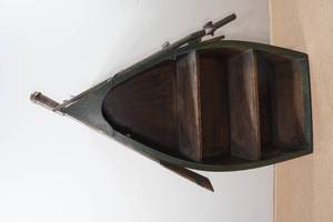 lot 154 image: Wooden Canoe Shelf
