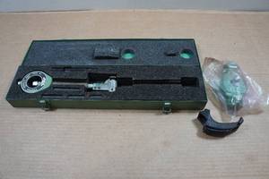 lot 176 image: Federal 1250P Bore Gauge Tool Holder