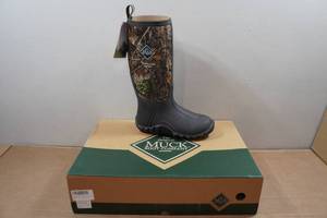 lot 194 image: Muck Boots Mens Fieldblazer Classic Fleece Boots - Size 5