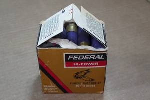 lot 371 image: 25 Federal 16 Gauge 2-34 6 Shot Shotshells