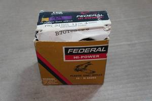 lot 374 image: 24 Federal 16 Gauge 2-34 4 Shot Shotshells