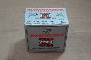 lot 381 image: 21 Winchester Super-X 16 Gauge 2-34 Lead 6 Shot Shotshells