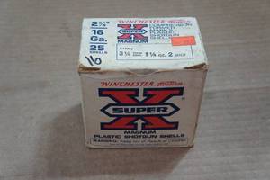 lot 382 image: 16 Winchester Super-X 16 Gauge 2-34 Magnum 2 Shot Shotshells