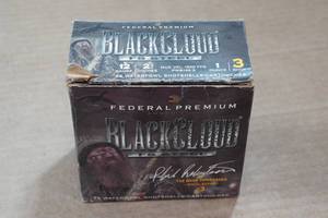 lot 398 image: 25 Federal Blackcloud FS 12 Gauge 2-34 Steel 3 Shot Shotshells