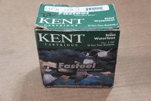 lot 404 image: 22 Kent Fasteel 12 Gauge 2-34 Steel 4 Shot Shotshells