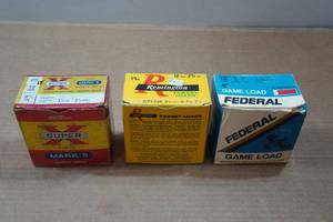 lot 429 image: 32 12 Gauge 2-34 7.5 Shot Shotshells