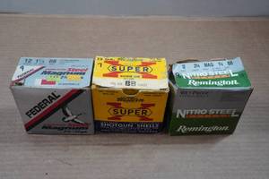 lot 430 image: 24 12 Gauge 2-34 BB Shot Shotshells