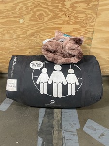 lot 10 image: LoveSac SuperSac with Cover