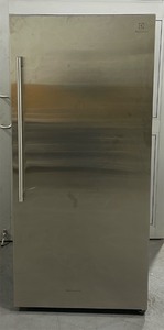 lot 19 image: Electrolux Freezerless Refrigerator EI33AR80WS5