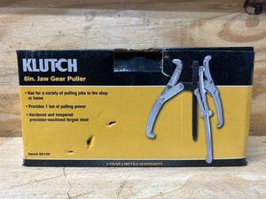 lot 87 image: KLUTCH 8in. Jaw Gear Pullerr