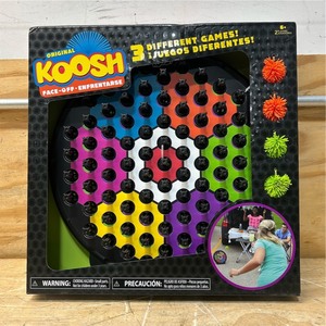 lot 174 image: Original Koosh Face-Off. Enfrentarse