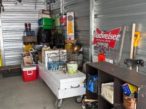 Very Nice Looking 10' x 20' Storage Garage
