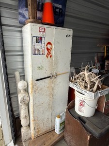 Very Nice Looking 10' x 20' Storage Garage