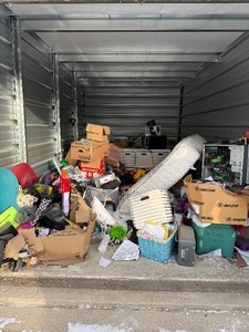 lot 2 image: 10 x 20 Storage Garage