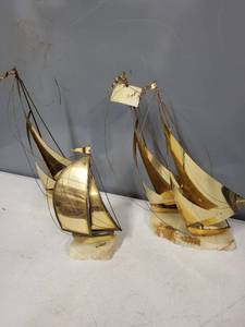 lot 62SC image: Signed DeMott Brass Sailboat Sculptures on Stone Bases, Set of 2