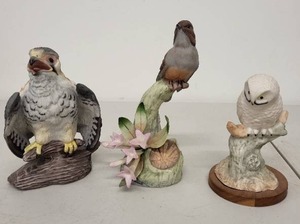 lot 20L image: Set of 3 Porcelain Bird Figurines Boehm Sparrow Hawk and Floral Perched Birds