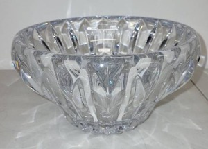 lot 24L image: Decorative Crystal Cut Glass Bowl 7 Inch Diameter